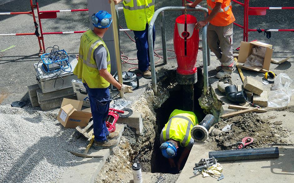 comment déboucher son wc Clichy